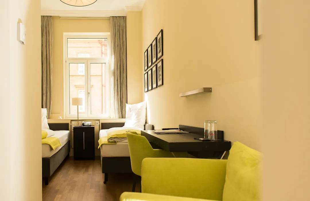 Hotel Hamburger Hof-1
